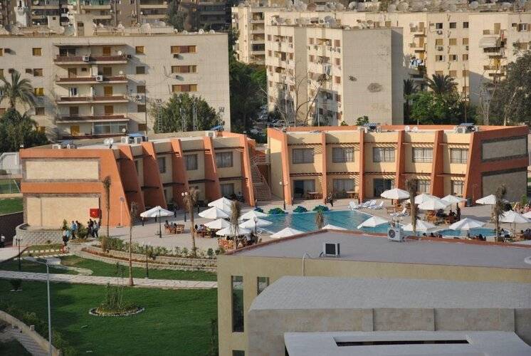 Glorious Hotel