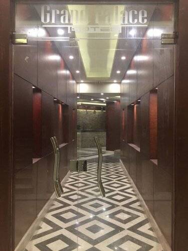 Grand Palace Hotel