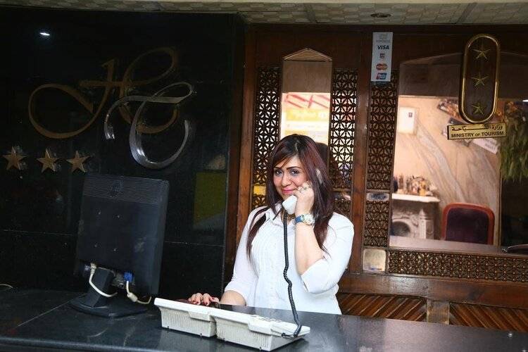 Happy City Hotel