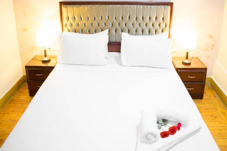 Golden Palace Hotel