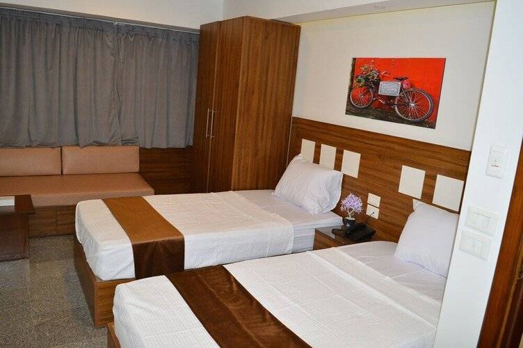Royal Inn Residence