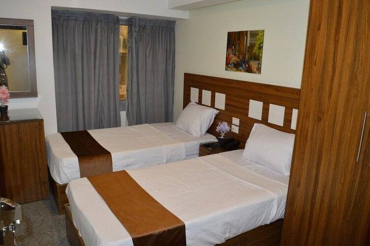 Royal Inn Residence