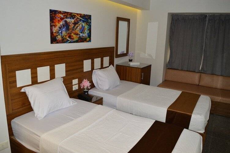 Royal Inn Residence