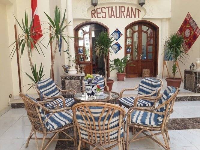 Alhambra Hotel