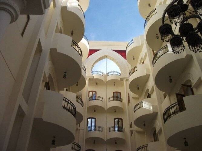 Alhambra Hotel