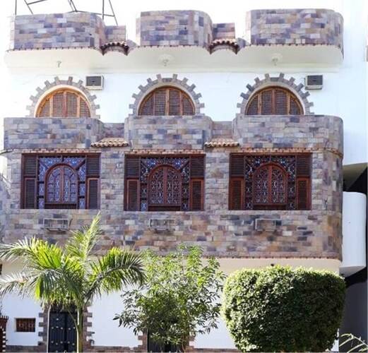 Arabesque Apartments