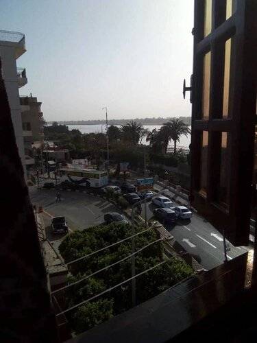 Corniche El Nile Flat