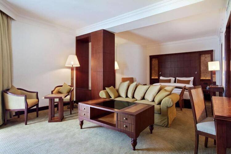 Hilton Luxor Resort & Spa