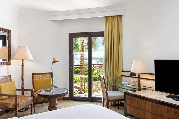 Hilton Luxor Resort & Spa