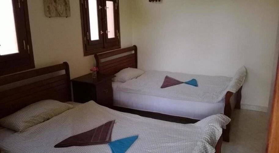 Nile Compound Hotel