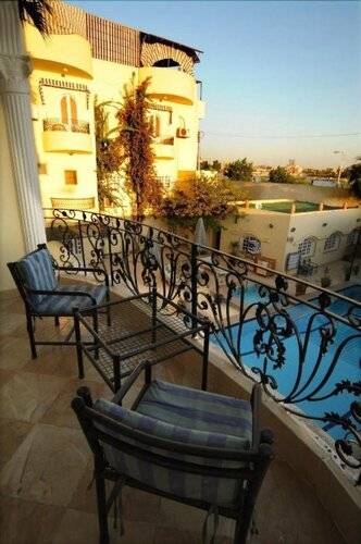 Nile Valley Hotel & Restaurant
