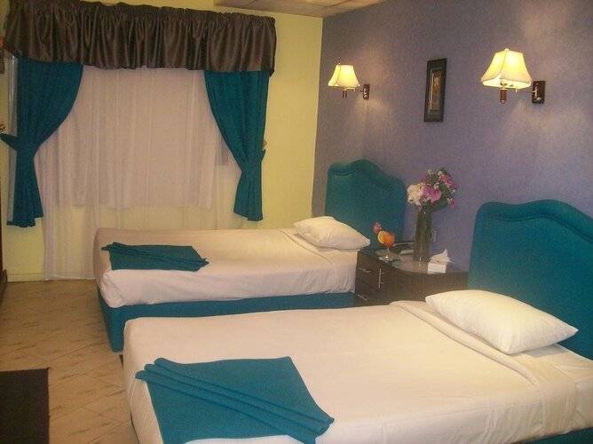 Holidays Express Hotel
