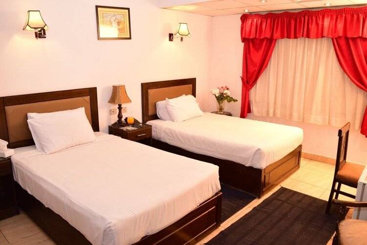 Holidays Express Hotel
