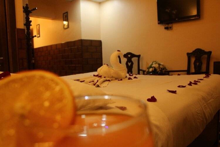 Holidays Express Hotel