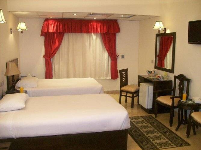 Holidays Express Hotel