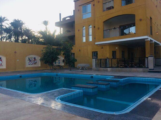 Jewel Of The Valley Howard Carter Hotel