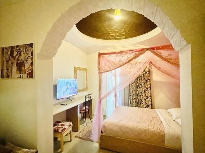 Jewel Of The Valley Howard Carter Hotel