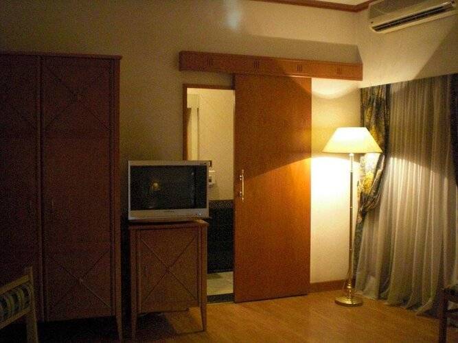 Philippe Luxor Hotel