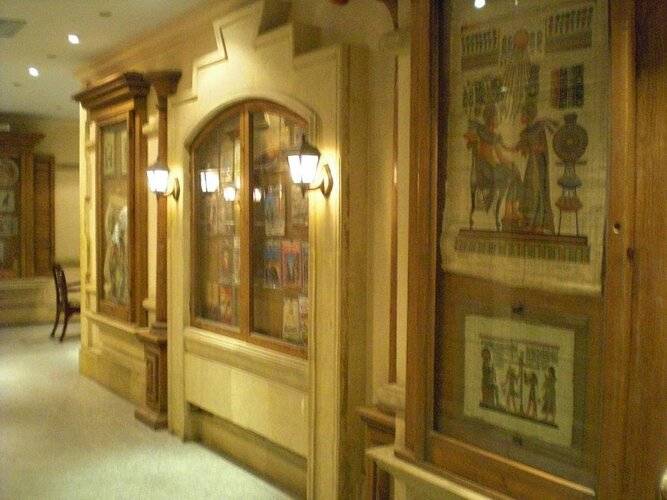 Philippe Luxor Hotel