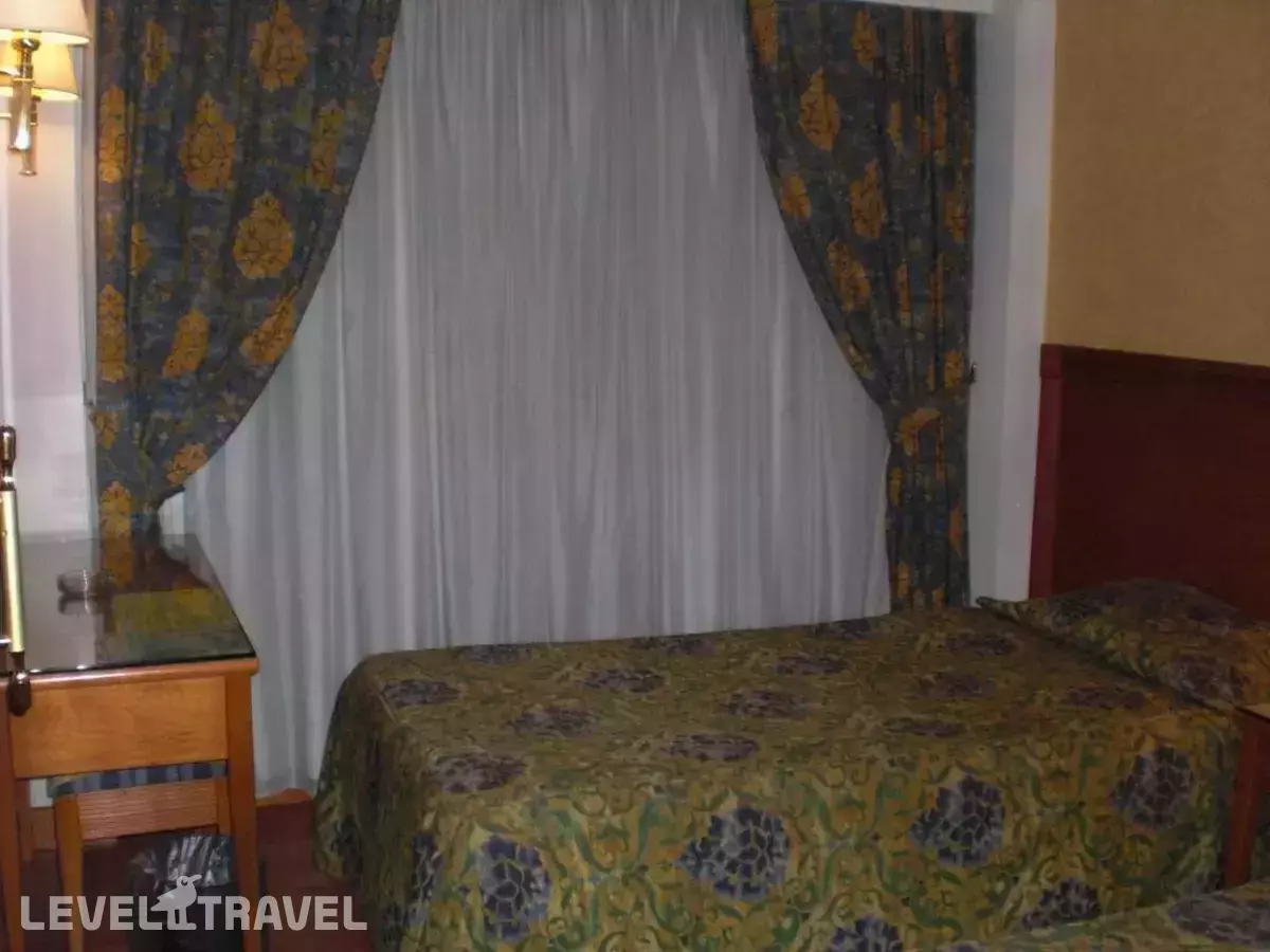 Philippe Luxor Hotel