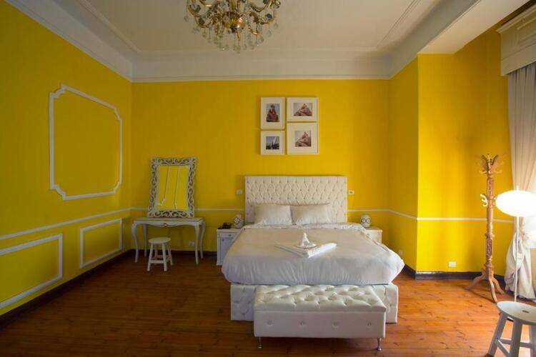 Tahrir Plaza Suites