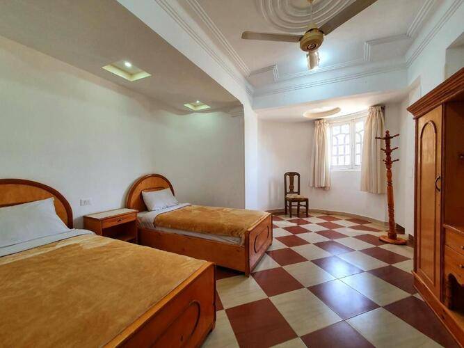 Spring Hotel Luxor
