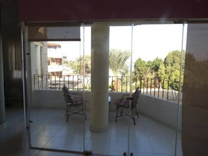 Spring Hotel Luxor