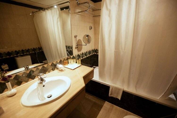 Triumph Plaza Hotel