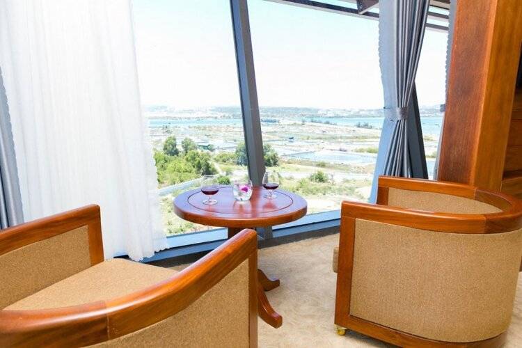 Navy Hotel Cam Ranh
