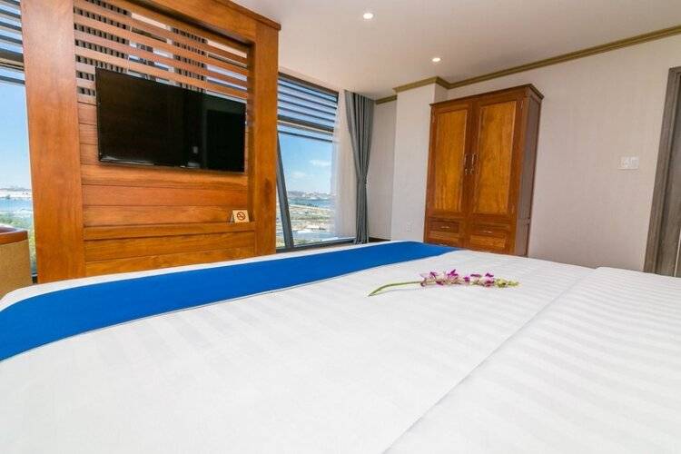 Navy Hotel Cam Ranh