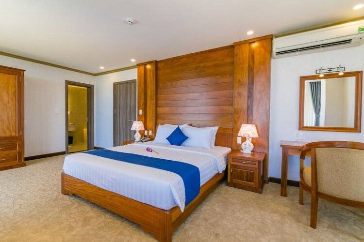 Navy Hotel Cam Ranh