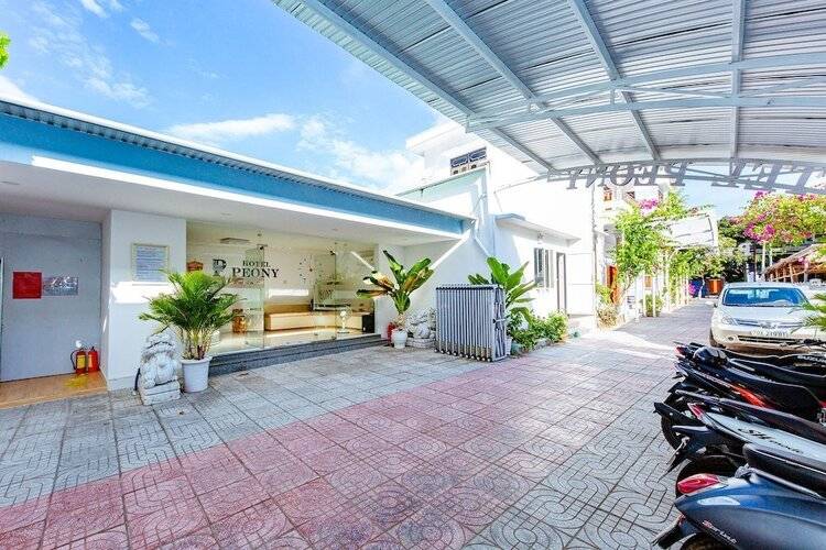 Oyo 598 Peony Hotel