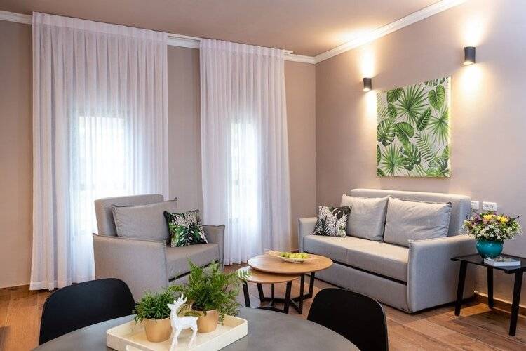 Erettz Dafna Travel Hotel
