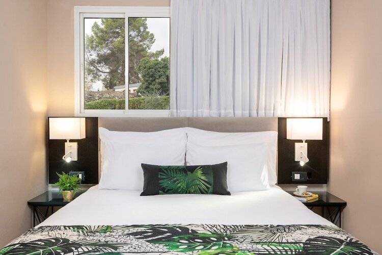 Erettz Dafna Travel Hotel