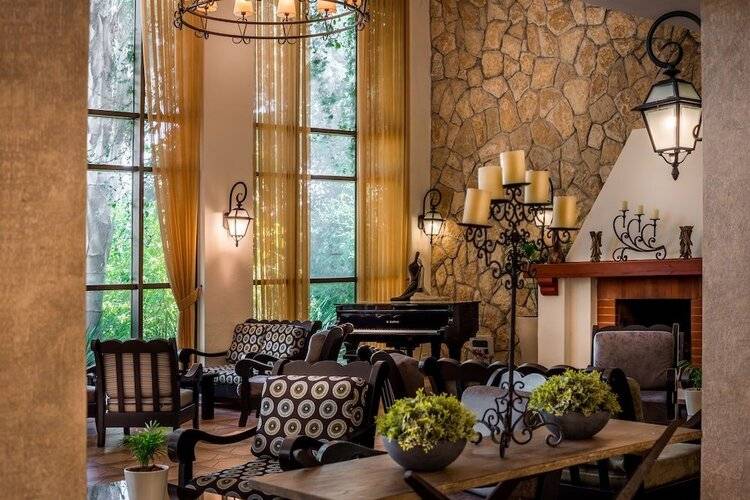 Hacienda Forestview