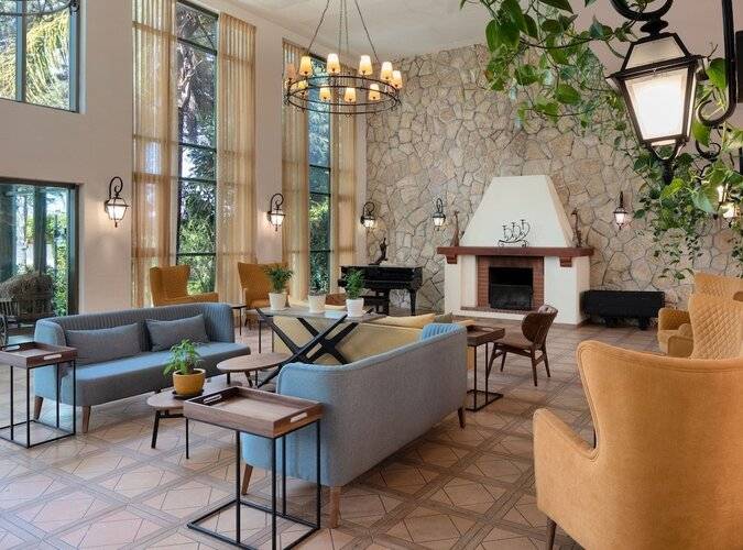 Hacienda Forestview