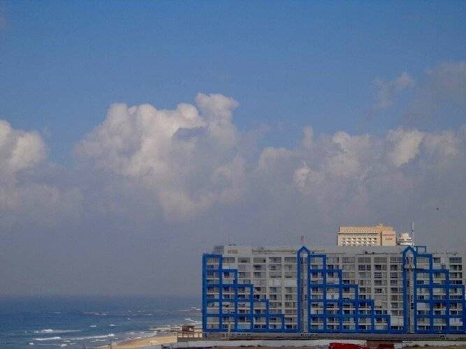The Perfect Sea View Apartment Let You Enjoy The Facilities And Benefits Of Livi
