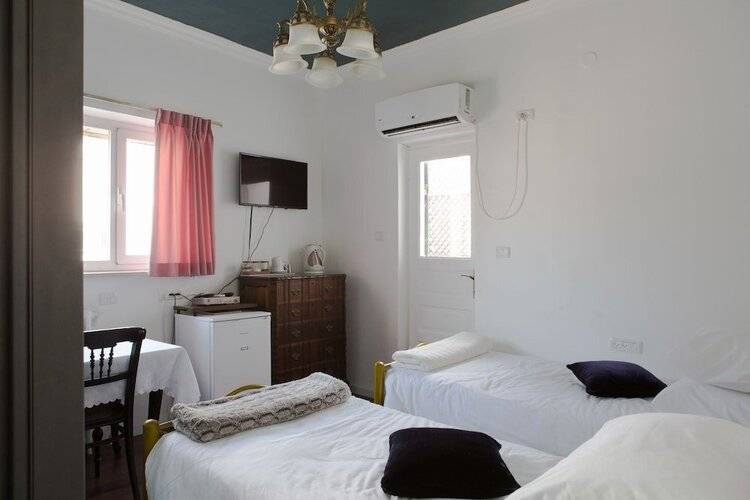 Tzefania Hotel