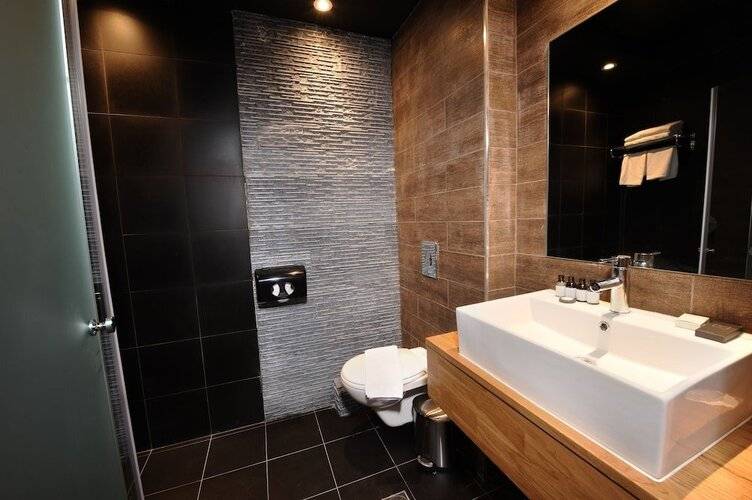 Aquaduct Hotel