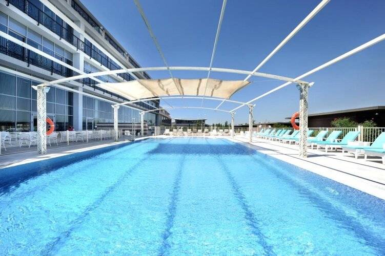 Aquaduct Hotel