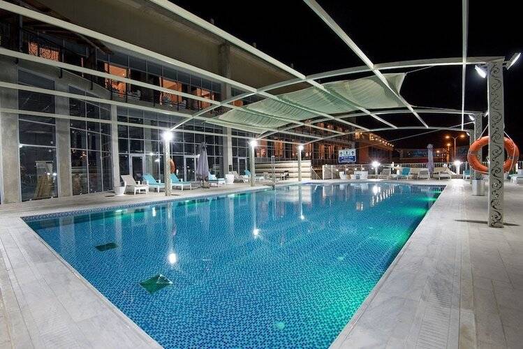 Aquaduct Hotel