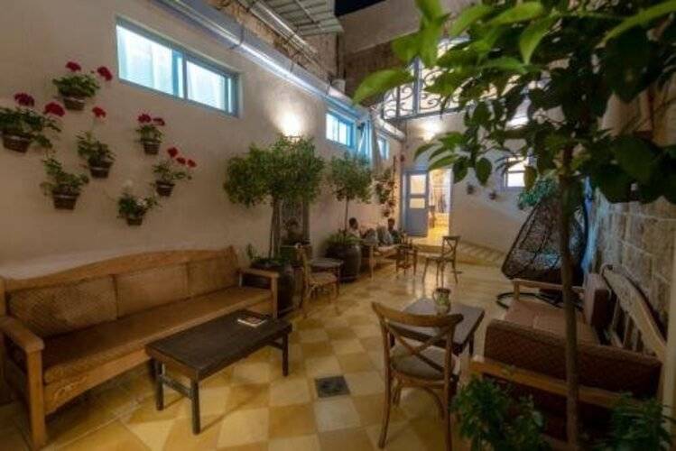 Arabesque Arts & Residency