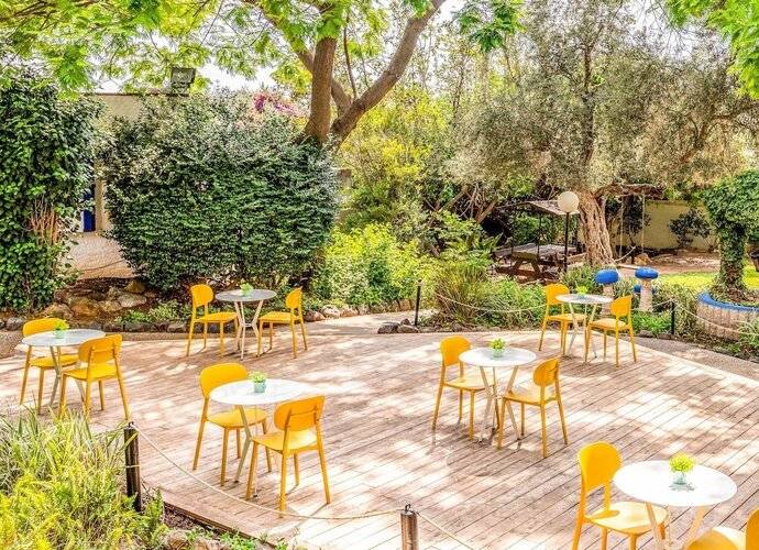 Gesher Haziv Travelers' Hostel