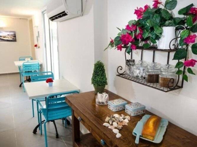 Gesher Haziv Travelers' Hostel
