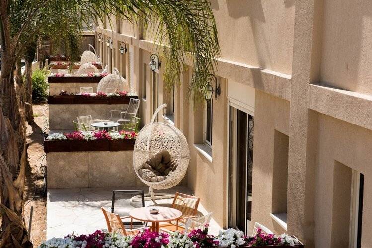 Ramon Suites Hotel