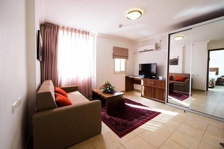 Ramon Suites Hotel