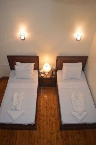 Midtown Hostel