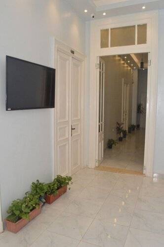 Midtown Hostel