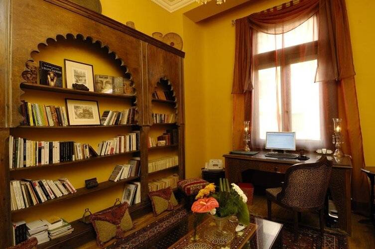 Talisman Hotel