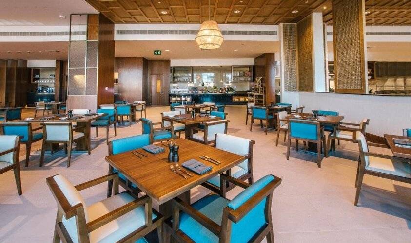Crowne Plaza Muscat Ocec, An Ihg Hotel